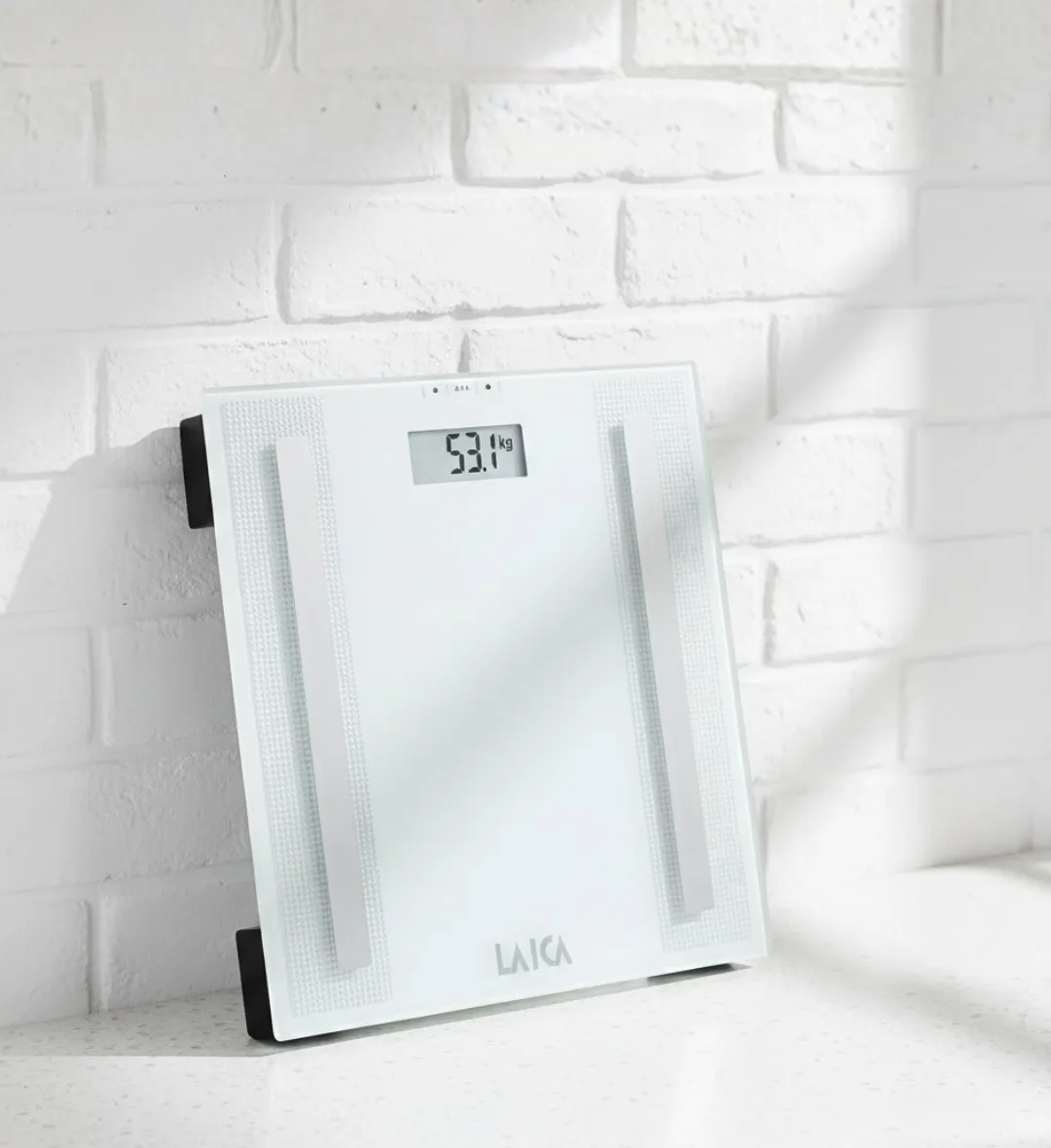 لايكا ميزان شخصي إلكتروني موديل 5010 (2)