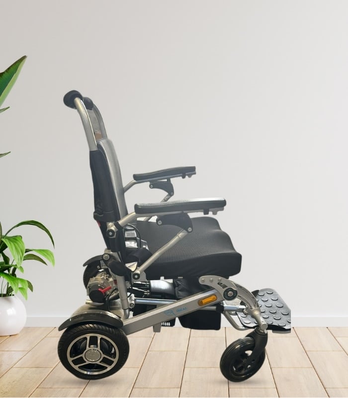 ايدال كرسى كهربائى متحرك خفيف الوزن تينى6 3