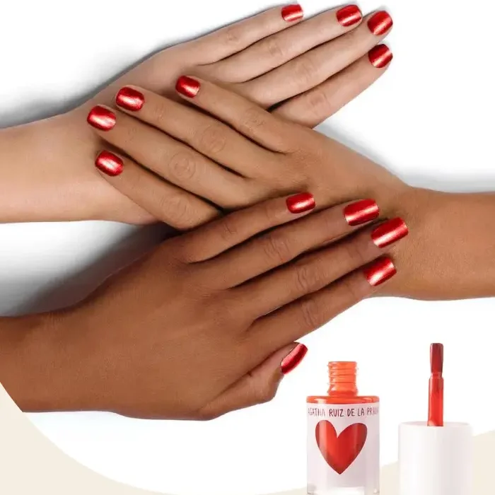 طلاء أظافر أحمر لامع آجاثا روز GRD-161 لإطلالة جذابة